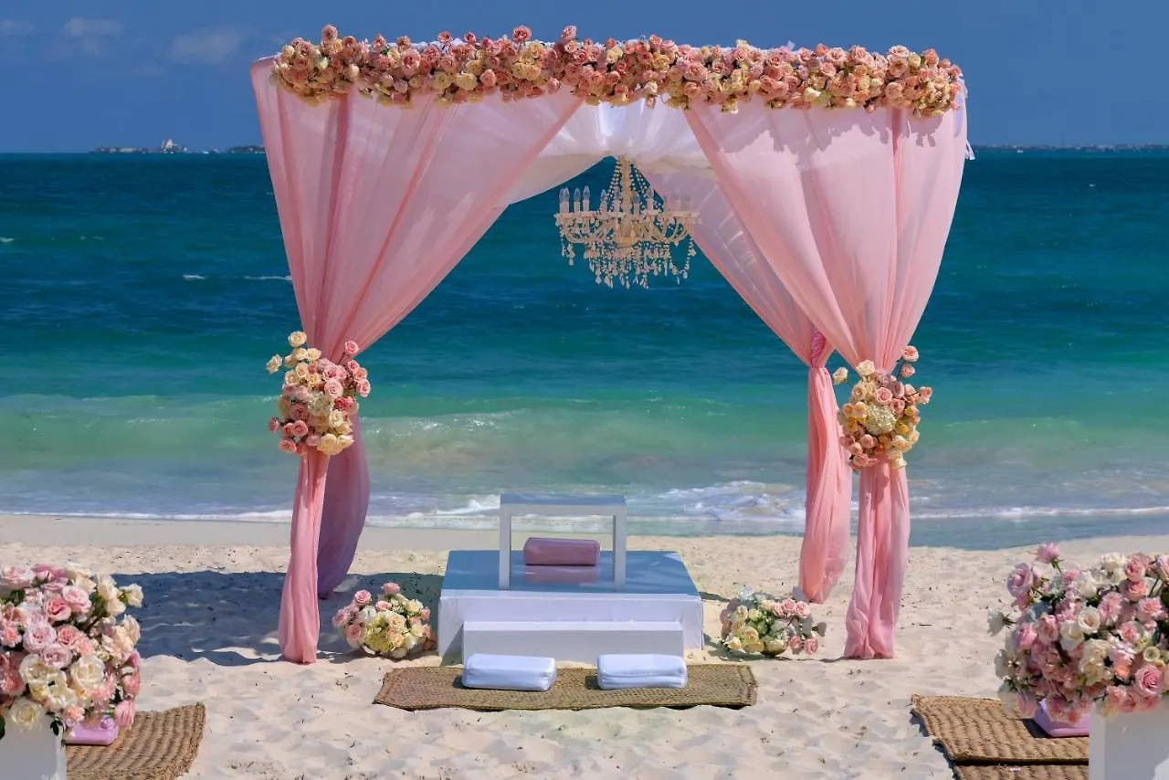 Planet Hollywood Cancun, An Autograph Collection All-Inclusive Resort (Adults Only) Mexico