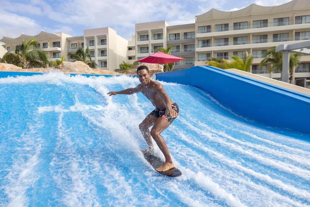 *****  Planet Hollywood Cancun, An Autograph Collection All-Inclusive Resort (Adults Only) Mexico