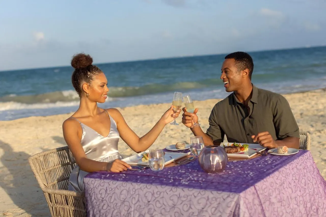 Planet Hollywood Cancun, An Autograph Collection All-Inclusive Resort (Adults Only)